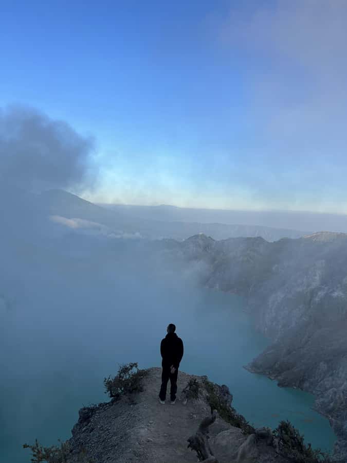 Banyuwangi :Ijen Blue Fire - Why Ijen blue fire is worth the early start