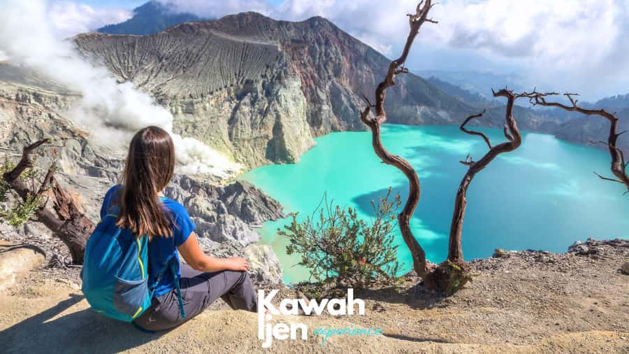Banyuwangi: Ijen Crater and Bromo Mountain 2 Day Tour - Why Ijen’s blue fire makes this trip special