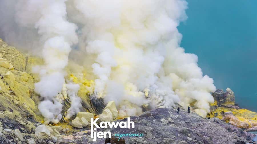 Banyuwangi: Ijen Crater and Bromo Mountain 2 Day Tour - The midnight start from Banyuwangi
