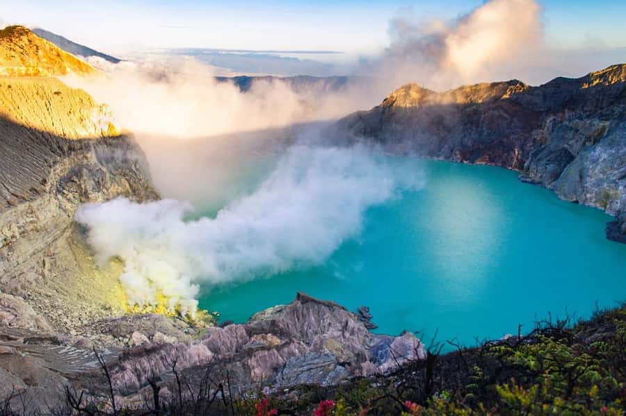 Banyuwangi : Mt Ijen Hike, Blue Fire & Panoramic Lake Guided - Should you book this Ijen hike?