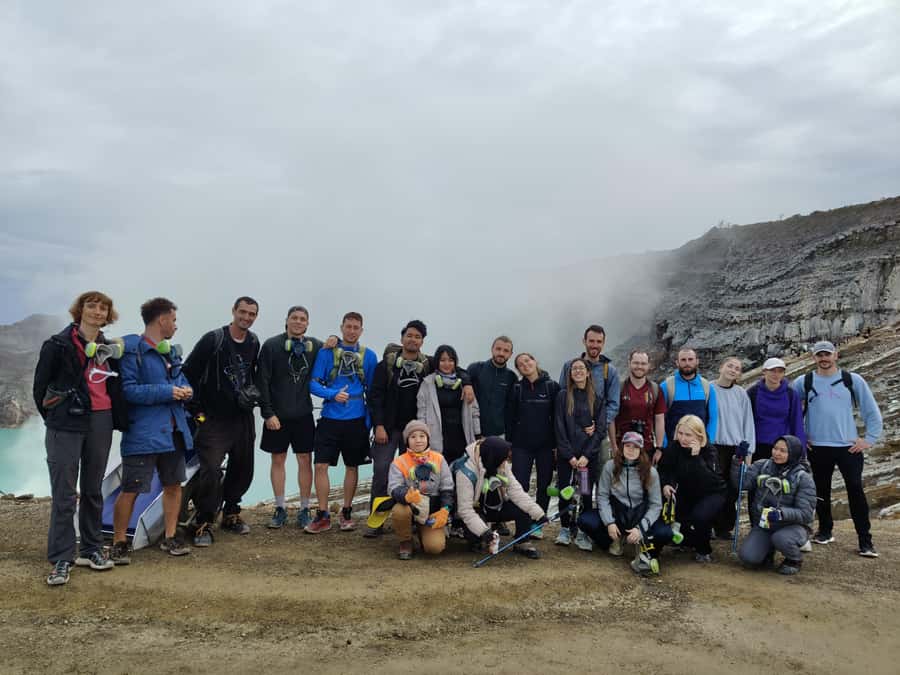 Banyuwangi : Mt Ijen with tour guide and Transfer Service - Who will enjoy this Ijen trip most