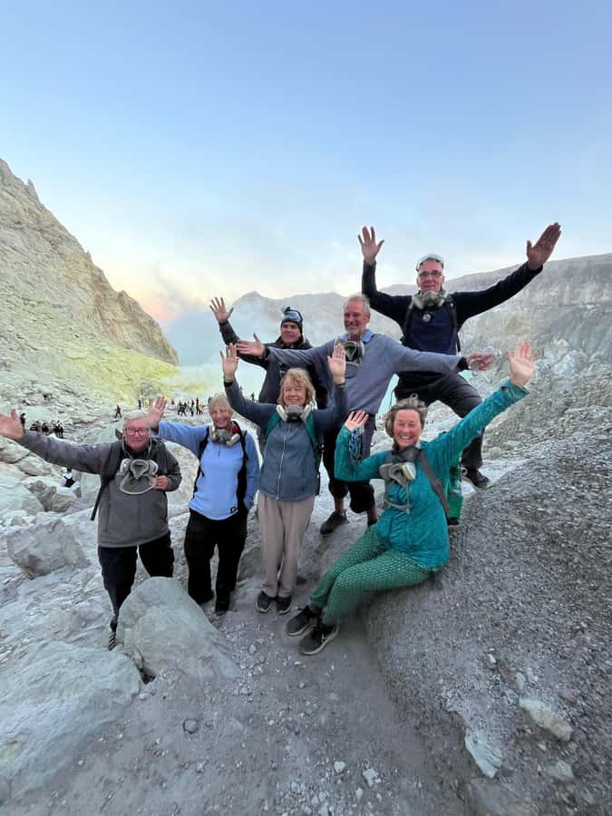Banyuwangi : Mt Ijen with tour guide and Transfer Service - Sunrise from the summit