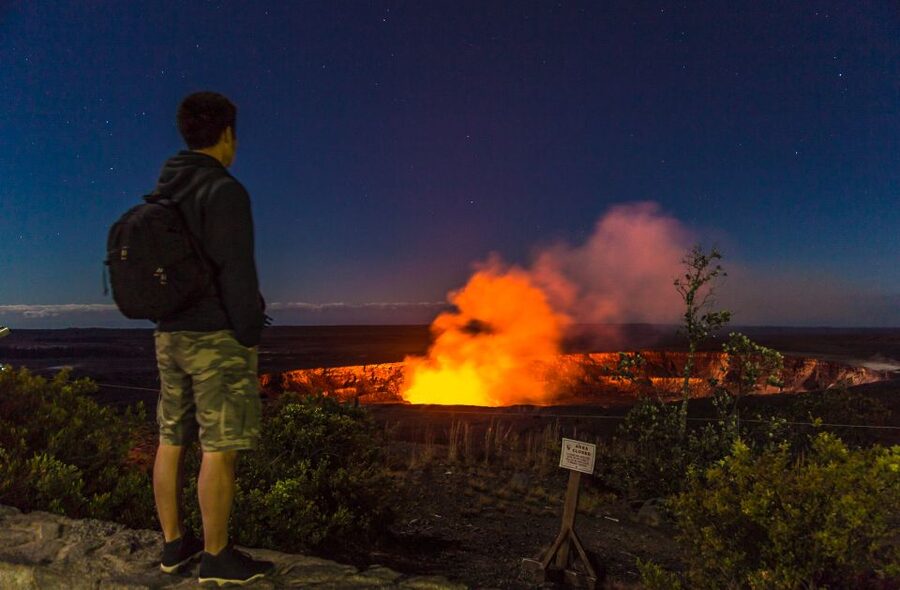 Big Island, Hawaii: Volcano and Stargazing Tour with Dinner - Dinner breaks up the long day