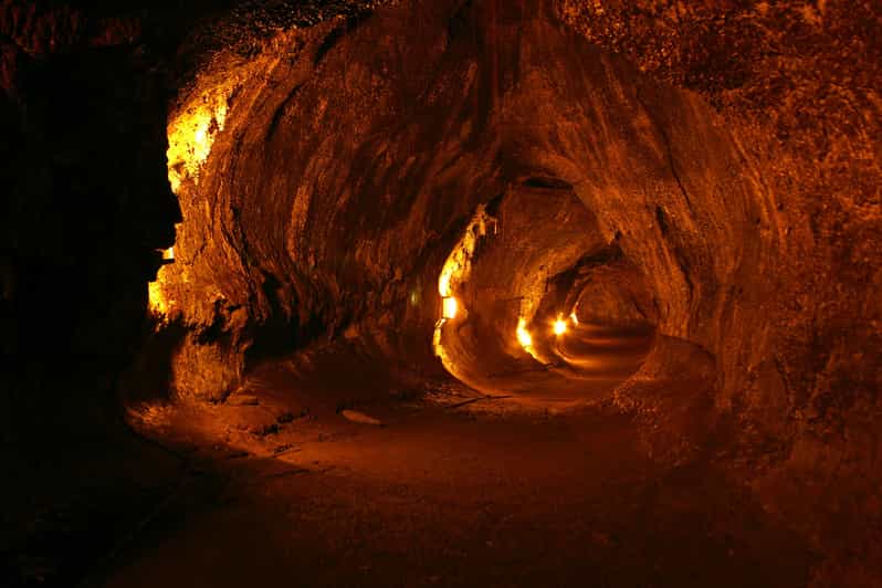 Big Island: Hawaii Volcanoes National Park and Hilo Tour - Walking through Nahuku, the Thurston Lava Tube
