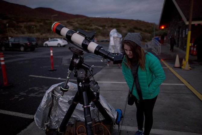 Big Island: Mauna Kea Summit and Stars Small-Group Adventure Tour - From Kona pickup to the mountain road