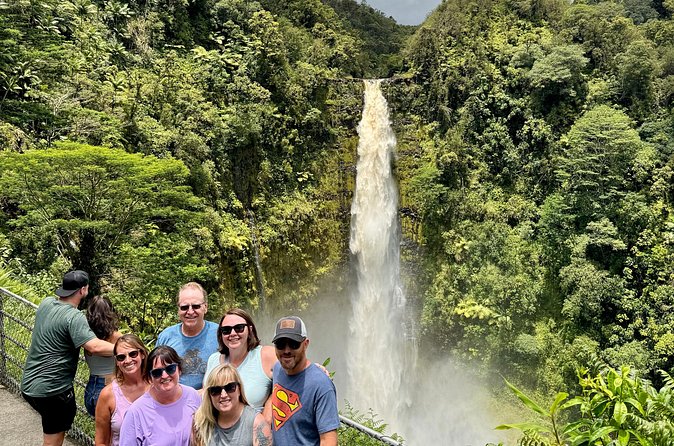 Big Island Private Tour Waipio Valley Volcanoes Waterfalls - Nahuku Lava Tube: a walk through cooled volcanic rock