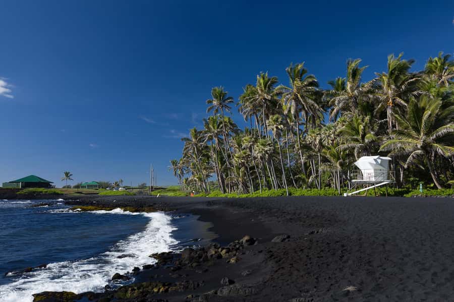 Big Island: Volcano, Black Sand Beach, Waterfall, with Lunch - Kilauea and the changing face of the park