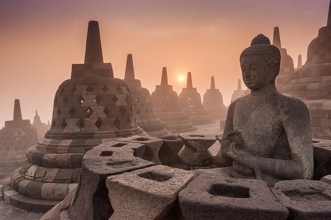 Borobudur(climb up), Merapi Volcano and Prambanan Temple Tour - What the private format really gives you