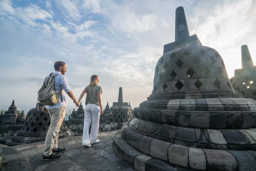 Borobudur Sunrise, Merapi Volcano & Prambanan Full Day Tour - Setumbu Hill and the first light over Borobudur