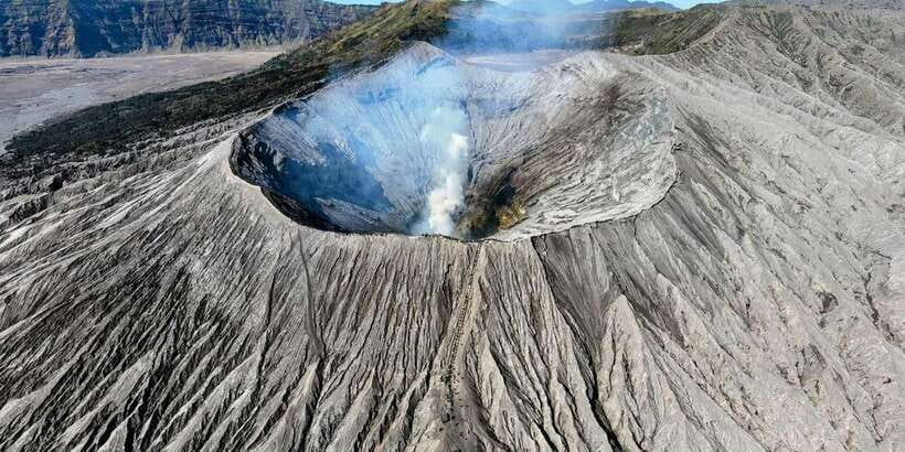 Bromo: Private Sunrise and Crater Exploration - The guides can make or break the morning