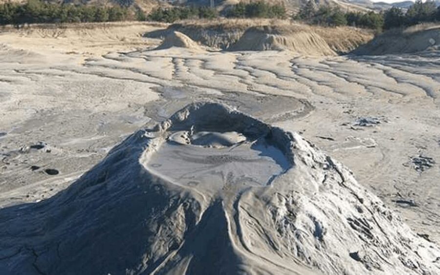 Bucharest: Muddy Volcanoes Slanic Salt Mine - Private Tour - Why this makes an unusual day trip from Bucharest
