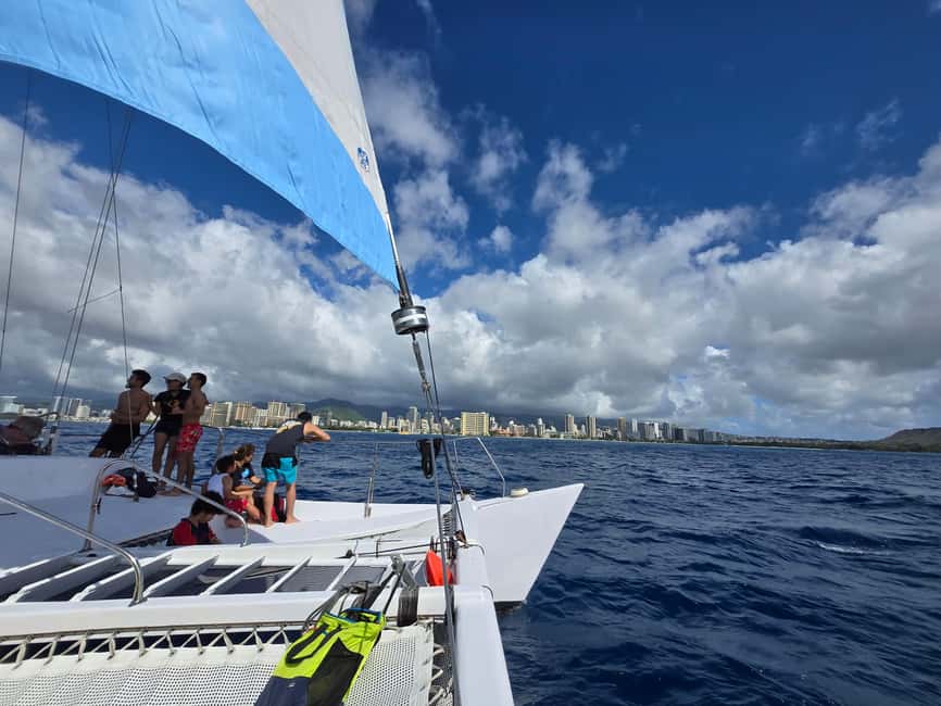 BYOB Weekend Sightseeing Sail towards Diamond Head - What to Bring for a One-Hour BYOB Trip