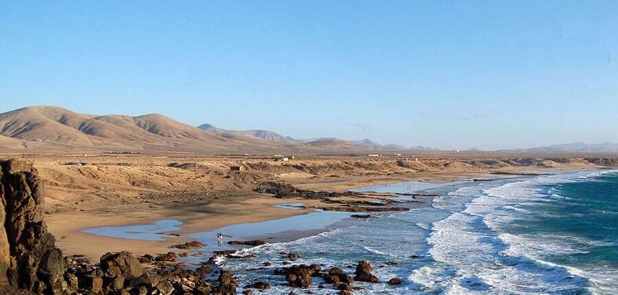 Caleta de Fuste/Corralejo: Guided E-Bike Tour & Crater Hike - The 30-minute hike at Calderón Hondo