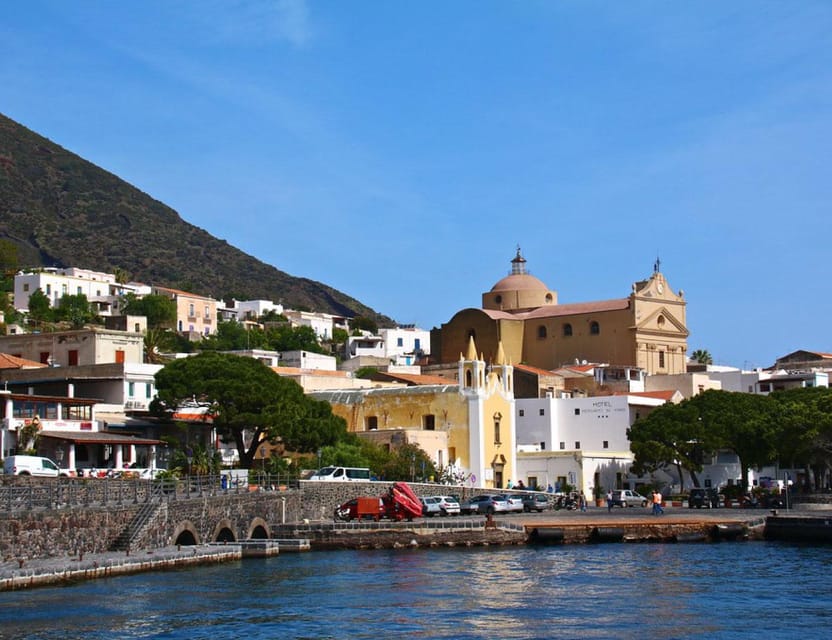 Capo d'Orlando: Mini-cruises to Salina Panarea and Stromboli - Salina, the green island with village character