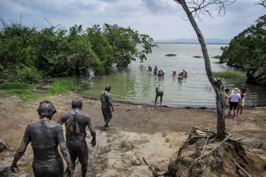 Cartagena: Mud Volcano Tour with Lunch, Pool, and Beach - Lunch, pools, and a private beach club