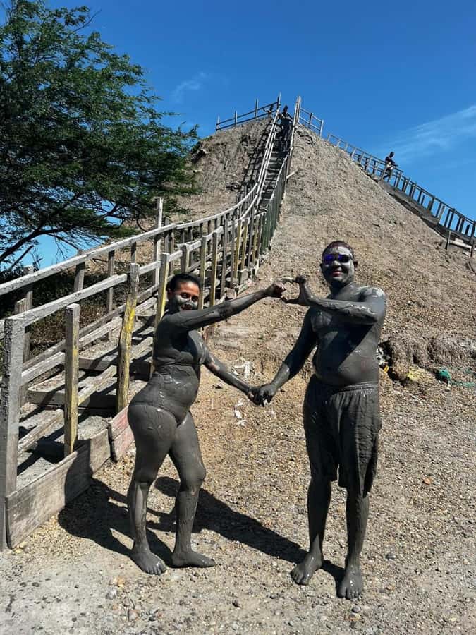 Cartagena: Totumo Mud Volcano with Bilingual Guide - What to bring and what to wear