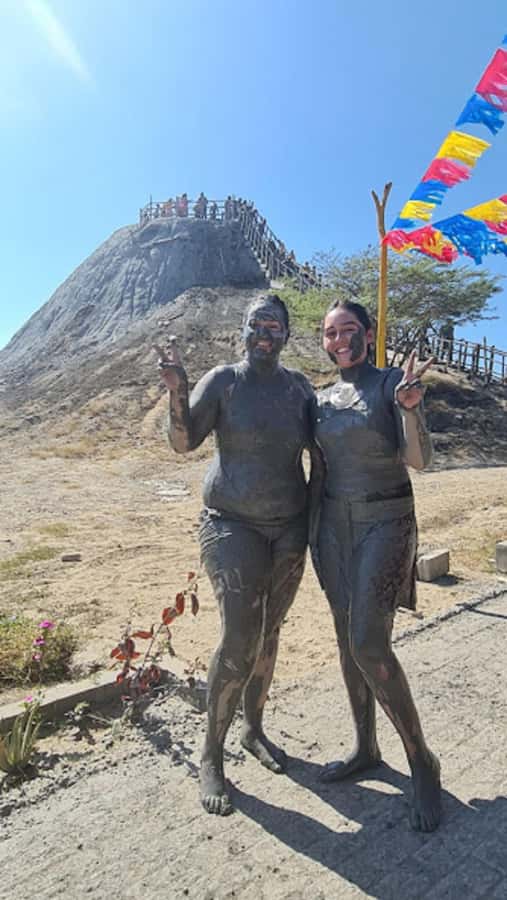 Cartagena: Volcano of Totumo with Entry Ticket and Transfer - Entering the volcano for a 20-minute mud bath