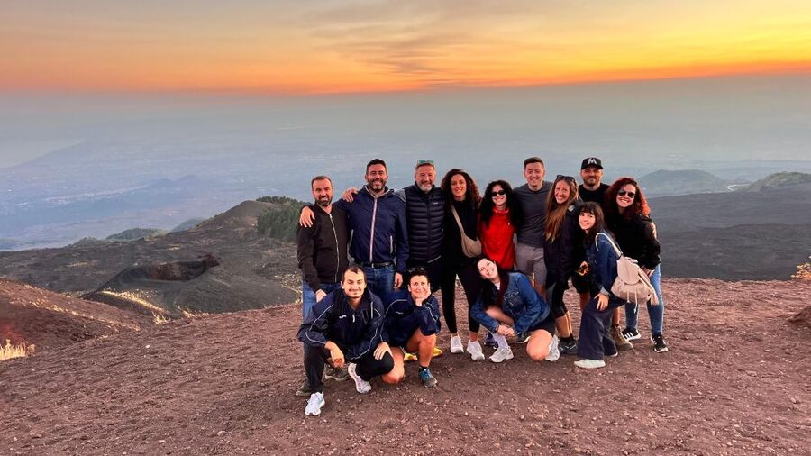 Catania: Etna Sunset Tour with Pickup and Drop-off - The guides make the difference