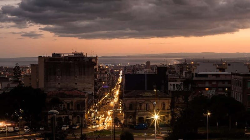 Catania Ghost Tour: Legends and Tastings Under Mount Etna - Catania’s dark side begins at Piazza Duomo