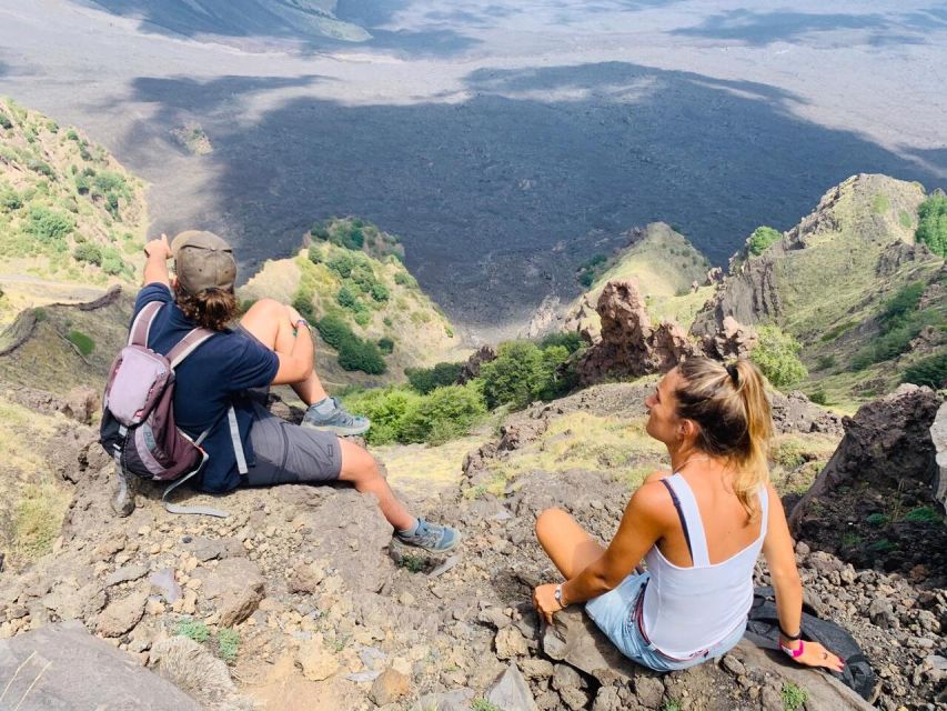 Catania: Guided Tour of Etna with Wine Tasting & Appetizers - Starting in Catania and heading uphill