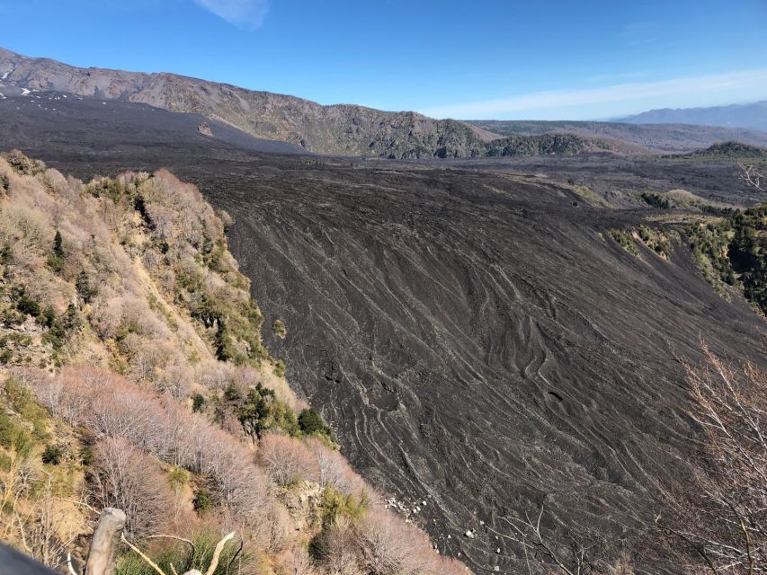 Catania: Mount Etna Sunset Tour and Etna Doc Wine - The 1792 lava flow and volcanic basics