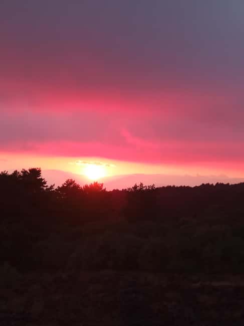 Catania: Mount Etna Sunset Trekking with Wine Tasting - What makes this Etna outing worth your time