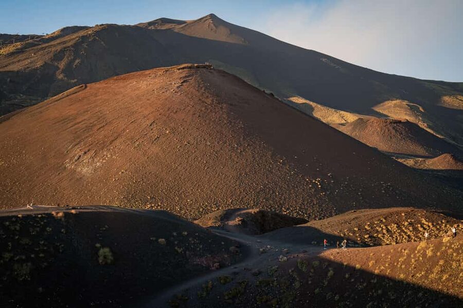 Catania: Stunning Etna Sunset Tour with Pickup and Drop-Off - Why an Etna sunset is worth your evening