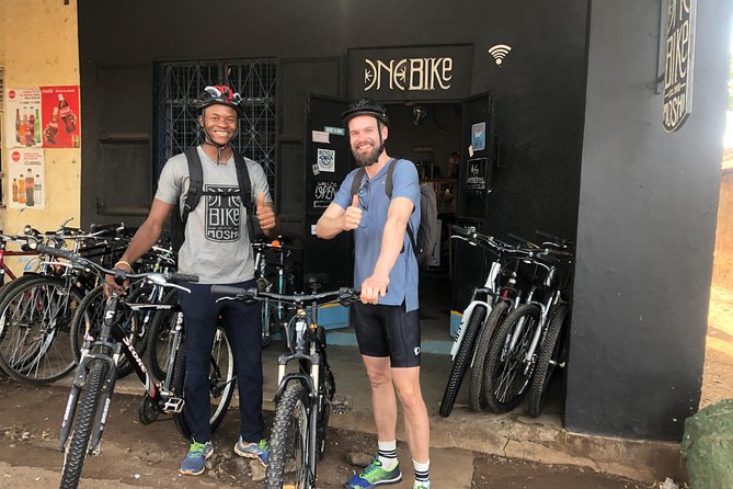 Chagga Villages in Mount Kilimanjaro Cycling Day Trip - A local lunch in the middle of the ride