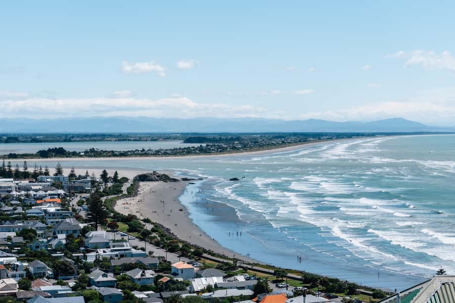 Christchurch: Guided Crater Rim Walk with Coastal Scenery - Boulder Bay turns the longer option into a full day
