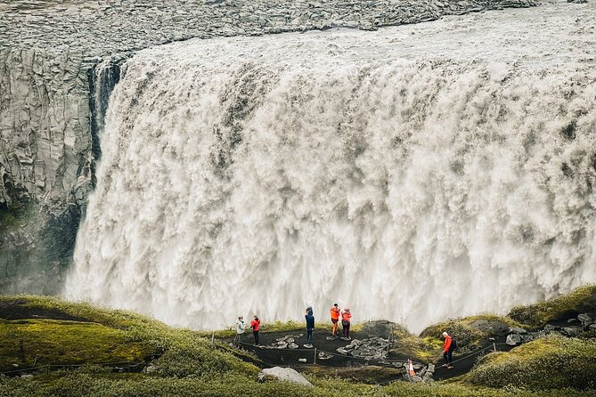 Cruise Tour Godafoss and Myvatn Lake and Dettifoss Small Group - Myvatn Nature Baths is a quick look, not a bathing visit