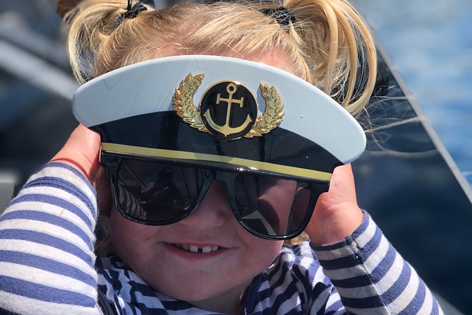 Daily Scenic Maori Rock Carving Cruise Taupo - A family-friendly hour and a half