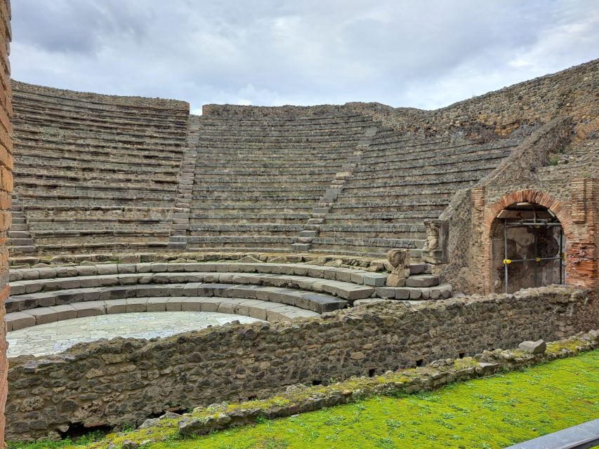 Day Trip to Pompeii & Vesuvius from Naples - FAQ