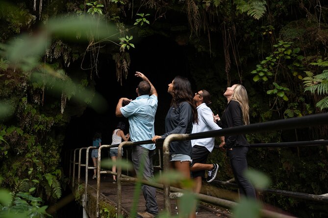 Deluxe Volcano Experience with Restaurant Dinner - Dinner at Kīlauea Lodge