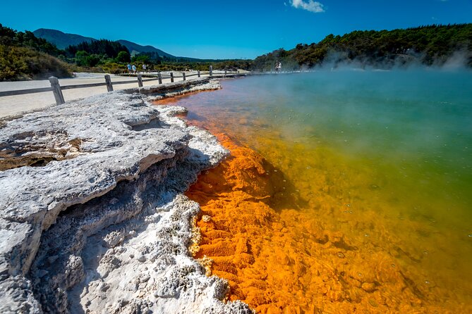 Devil's Bath Experience - Private Tour to Wai-O-Tapu & Lake Taupo - Huka Falls at water level