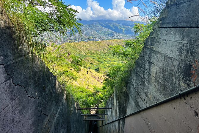 Diamond Head Hiking and Oahu Island Experience feat. North Shore - Kualoa and the view of Chinaman’s Hat