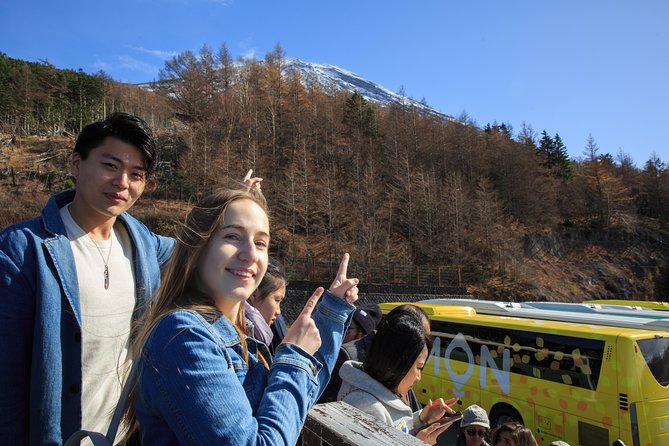 Discover Mt. Fuji 5th Station & Kawaguchiko Sightseeing Day Tour - Free Time Around Lake Kawaguchi
