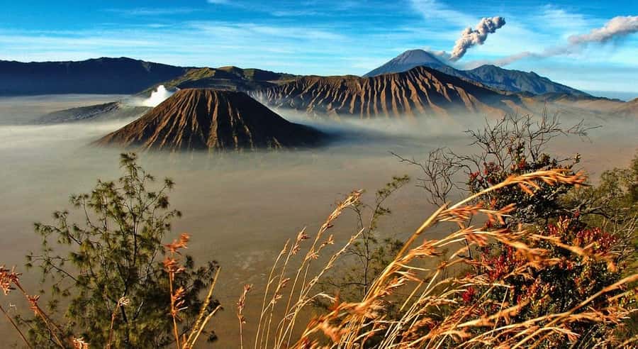 East Java: 3D2N Ijen Crater, Bromo, & Tumpak Sewu Waterfall - Should you book it?