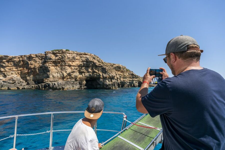 El Arenal, Mallorca: Bay of Palma Boat Tour with Snorkeling - Who will enjoy this boat trip most?