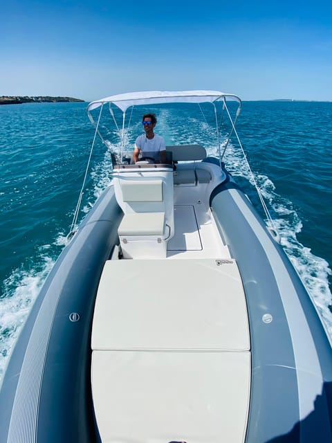 El Arenal: Private Mallorca Boat Rental (No License Needed) - Music, shade, and the small comforts