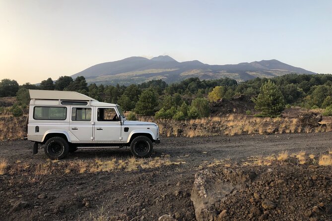 Etna at sunset - 4x4 tour with Sicilian sweet aperitif - Zibibbo, almond sweets, and sunset