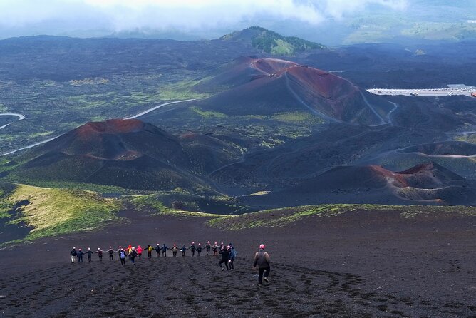 Etna excursion 3000 meters with 4x4 cable car and Trekking - Cable car to 2,500 meters