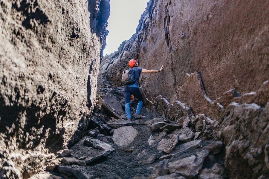 Etna: summit craters trekking with volcano guide 3350mt - Cable car from Rifugio Sapienza to 2,500 meters