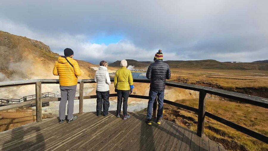 Fagradalsfjall Volcano Hike – Small Group with Local Guide - Key points to know before booking