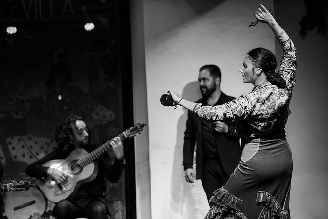 Flamenco Show at Tablao El Arenal with Drink and Optional Dinner or Tapas - The 75-minute performance: what you actually see