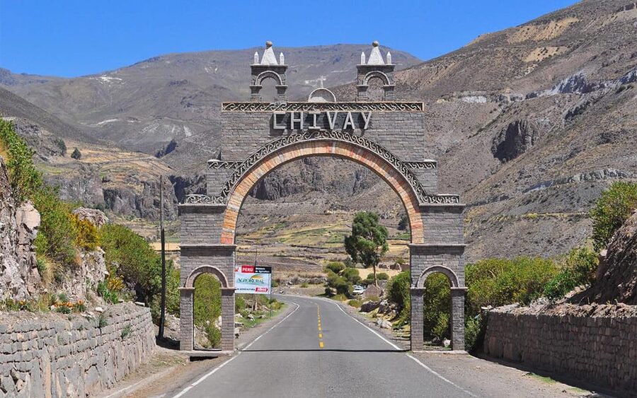 From Arequipa: Fullday Tour Colca Canyon + Transfer To Puno - Antahuilque and Choquetico viewpoints