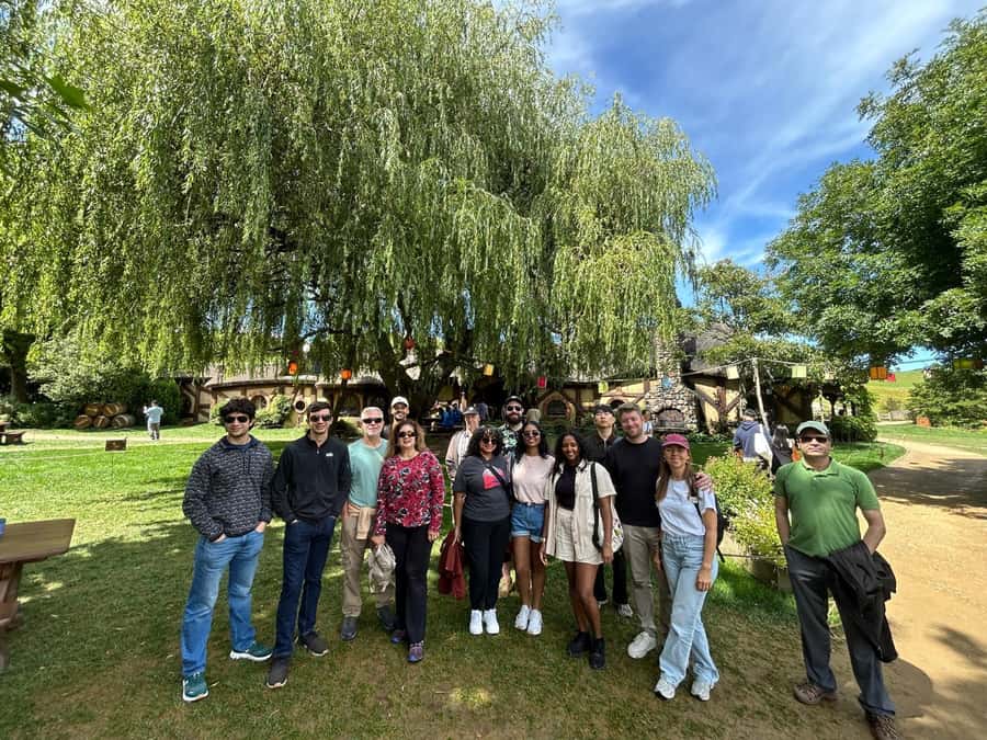 From: Auckland: Rotorua via Hobbiton Tour One Way Tour - The ride to Rotorua keeps the day productive