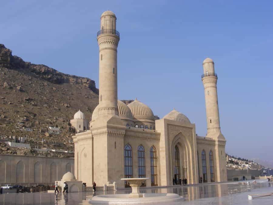 From Baku: Gobustan, Mud Volcanoes & Mosque Private Tour - Is $111 Per Person Good Value?