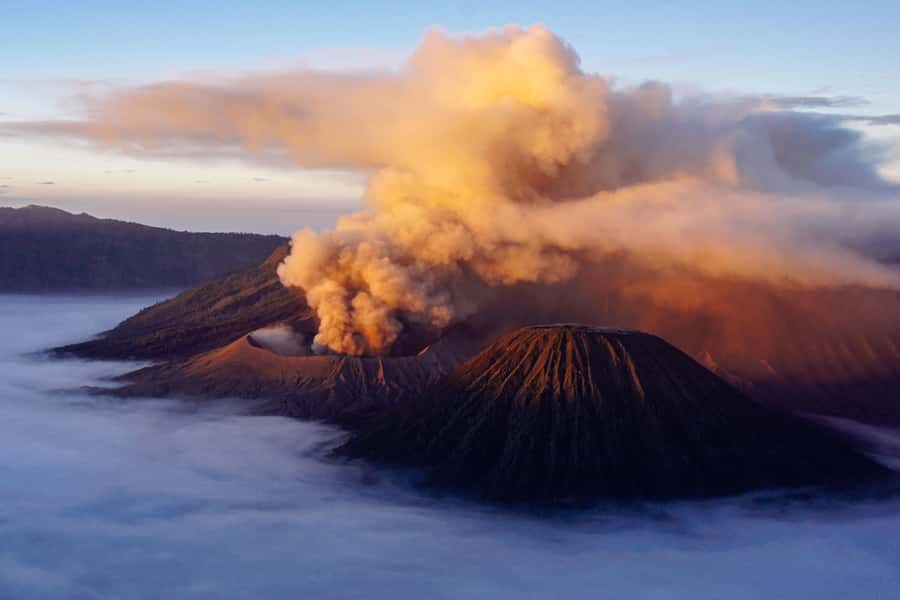 From Bali: 3-Day Excursion to Mount Bromo and Ijen Crater - Day 2: Bromo sunrise, ash fields, and the 240 stairs