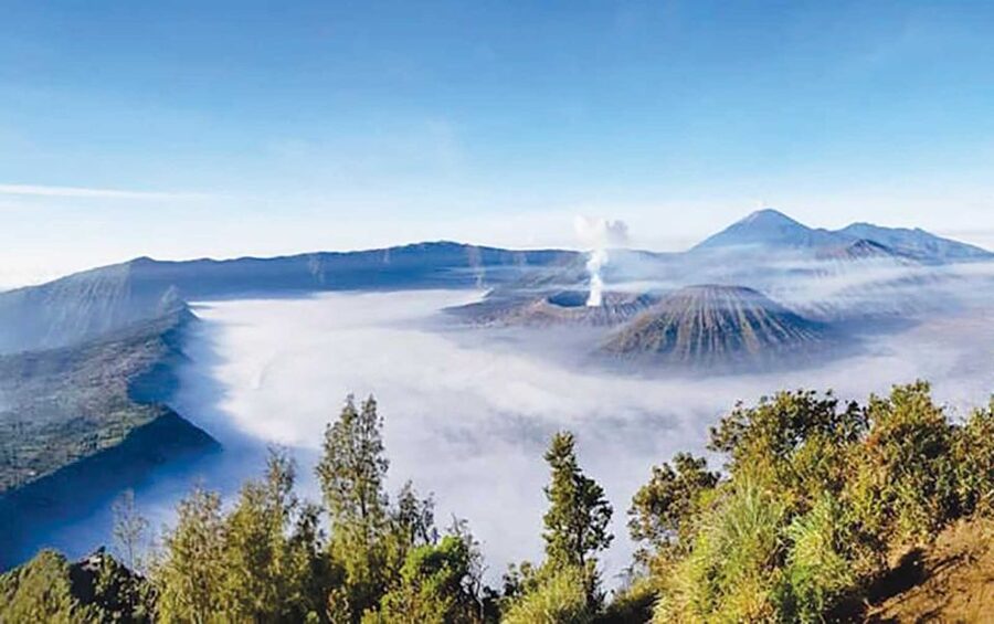 From Bali: Bromo, Ijen, & Tumpak Sewu Waterfall 3-Day Tour - Guides, drivers, and the human side of the trip