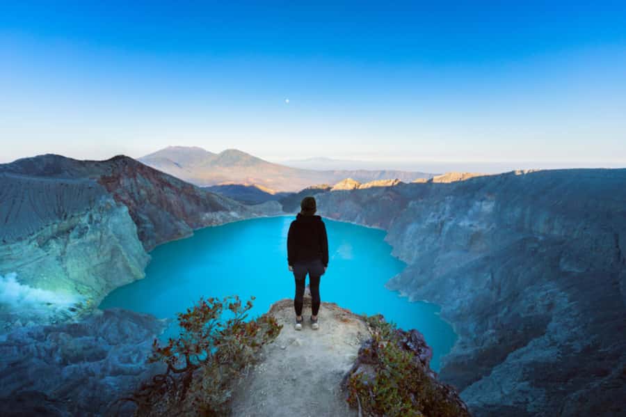 From Bali: Ijen Volcano Sunrise Hike with Transfer & All Fee - The night journey from Bali to Gilimanuk